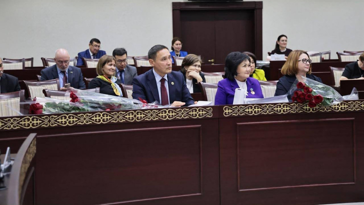Жоғарғы Соттың төрт судьясы құрметті отставкаға шықты