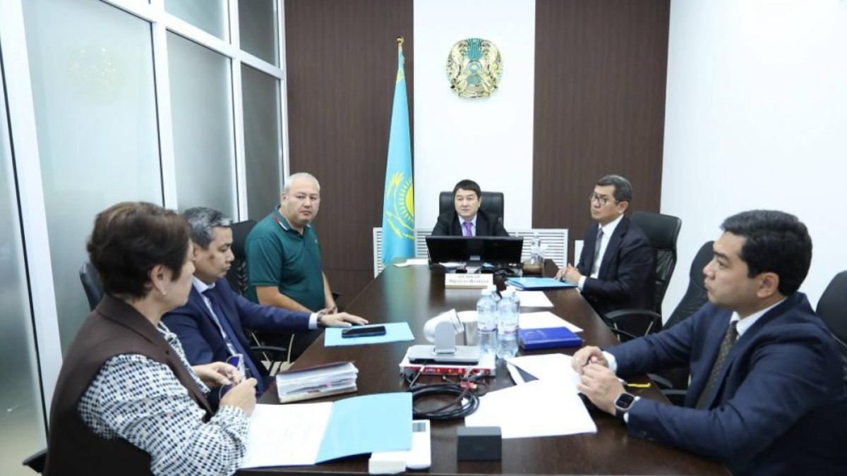 Нұрдәулет Қилыбай тұрғындардың өтініштерін тыңдады