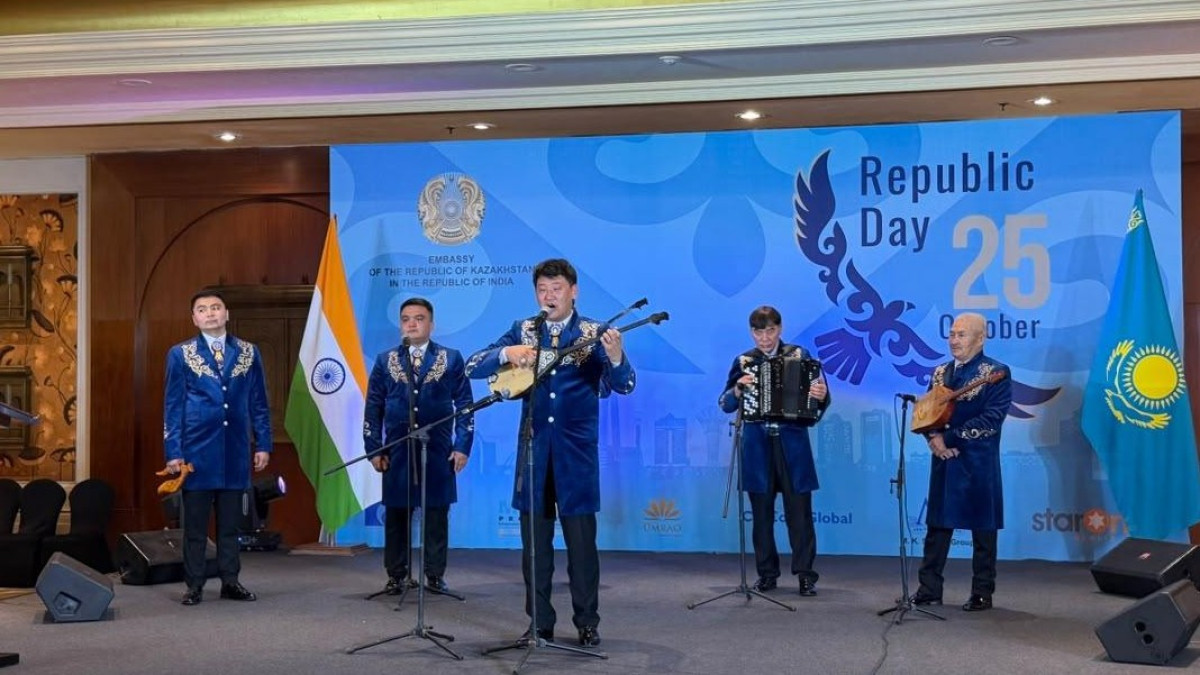 Ақмолалық өнерпаздар Үндістан мен Ресей сахнасында өнер көрсетті
