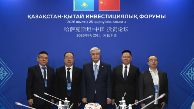 Тоқаев Қытайдың ірі компанияларының басшыларымен кездесті