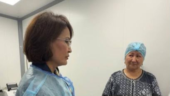 Алматыда қатерлі ісікті емдеуге роботтандырылған технологиялар енгізілді