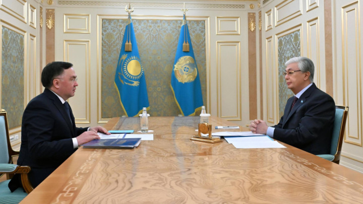 Президент Жоғарғы сот төрағасы Асламбек Мерғалиевті қабылдады